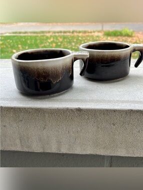 Pfaltzgraff Set of 2 Drip Glaze MCM Coffee Tea Earthenware Mugs Brown Cream